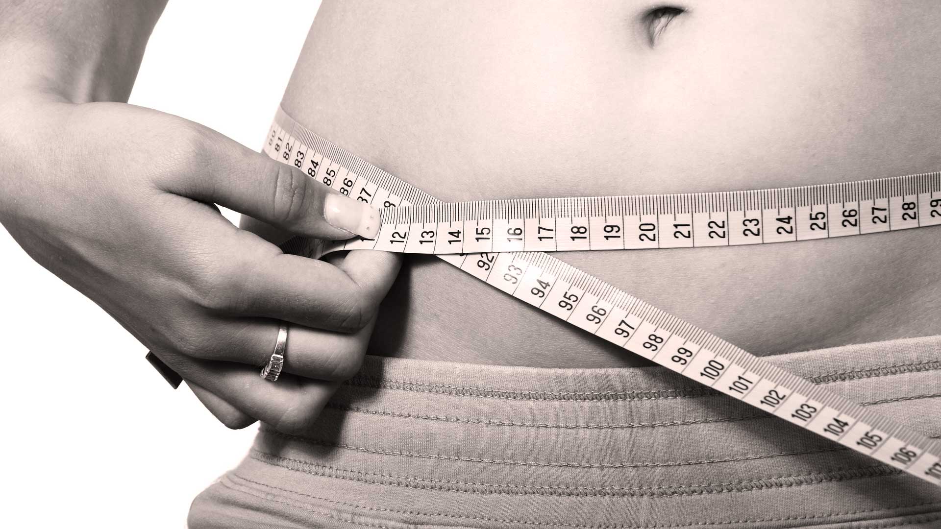 Raketa do ljeta – kako se riješiti sala na trbuhu u 7 koraka?